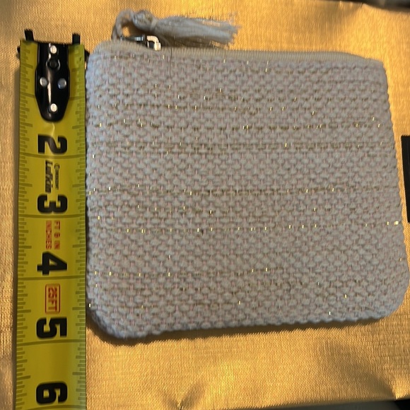 America & Beyond Change Purse - Picture 9 of 9